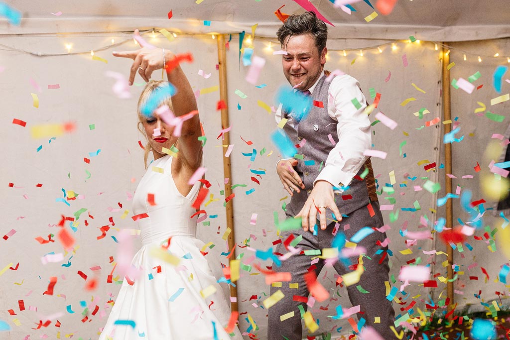 wedding canon confetti