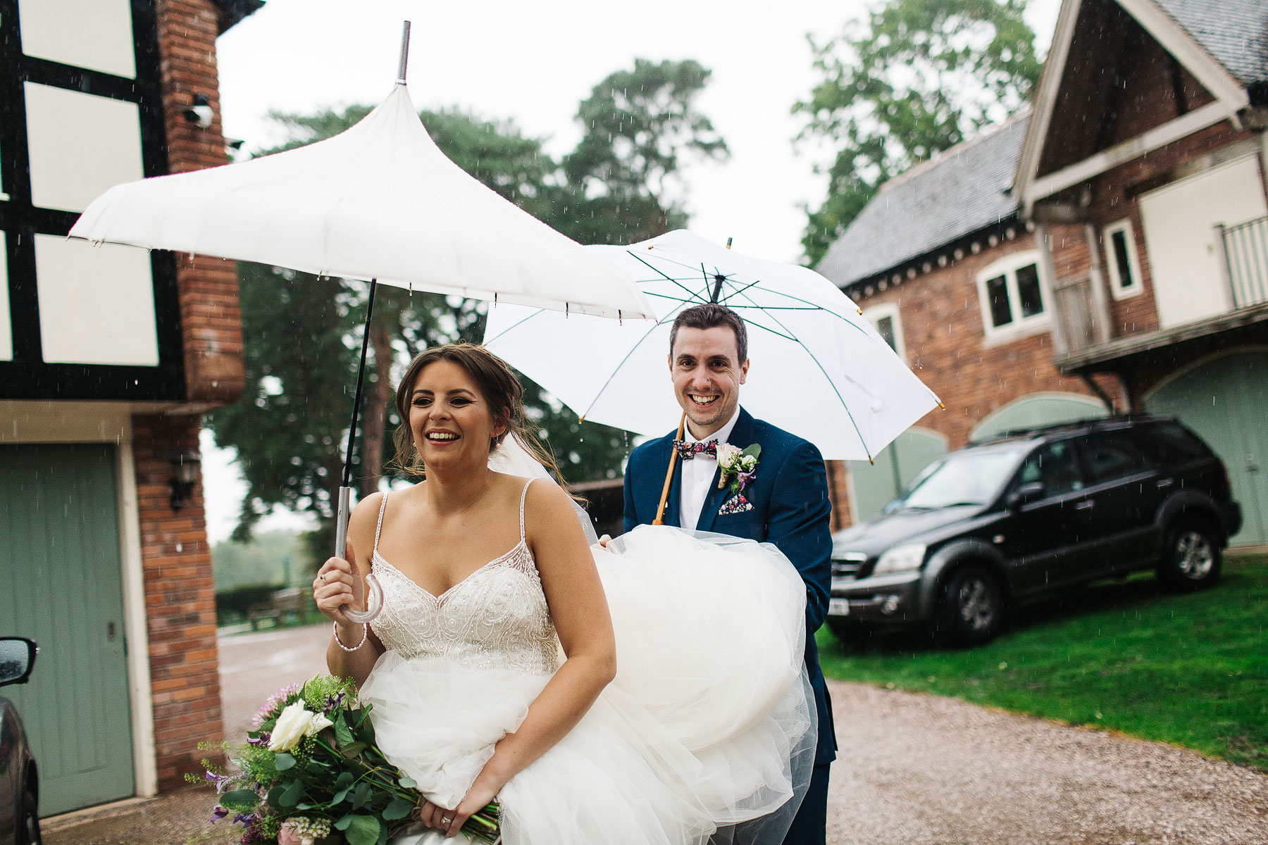 natural wedding photography in cheshire