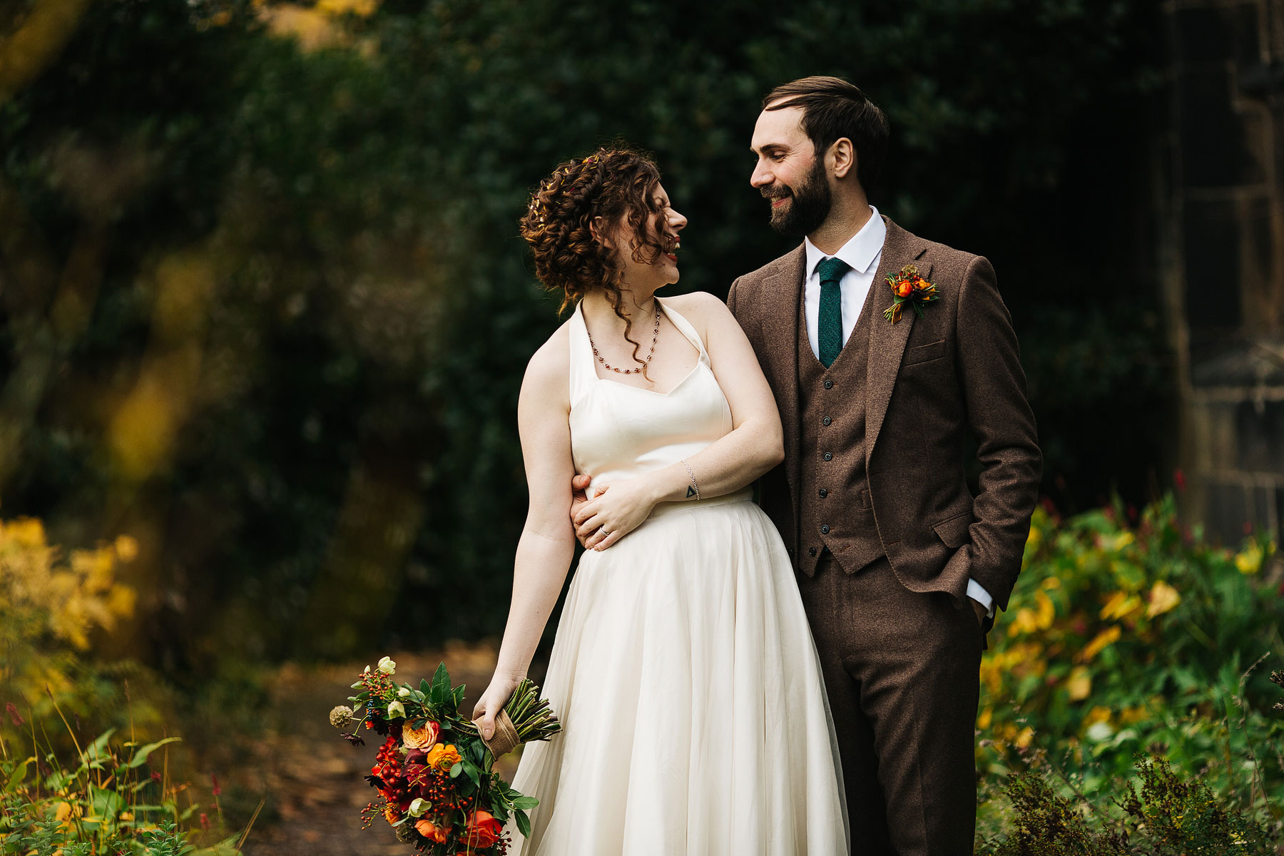 autumn wedding at east riddlesden hall in keighley