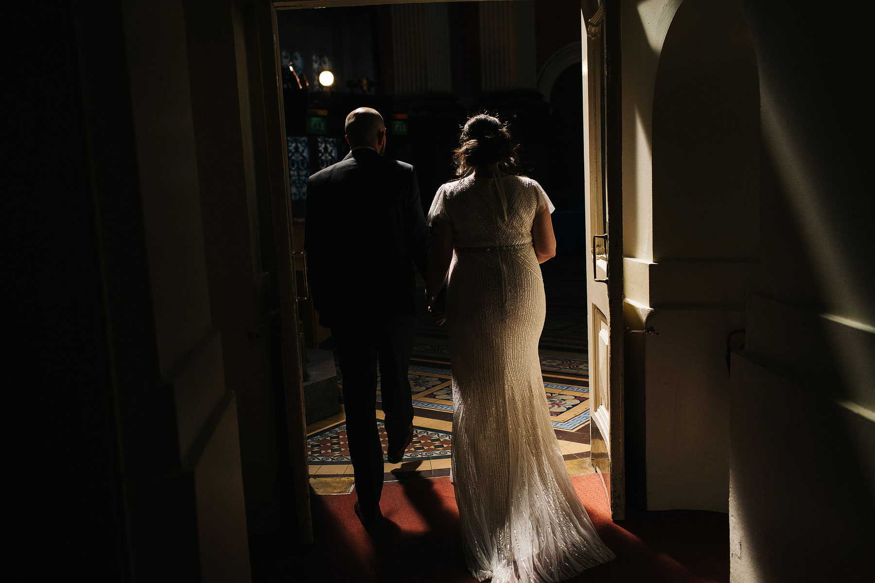 bride and groom at leeds civic hall