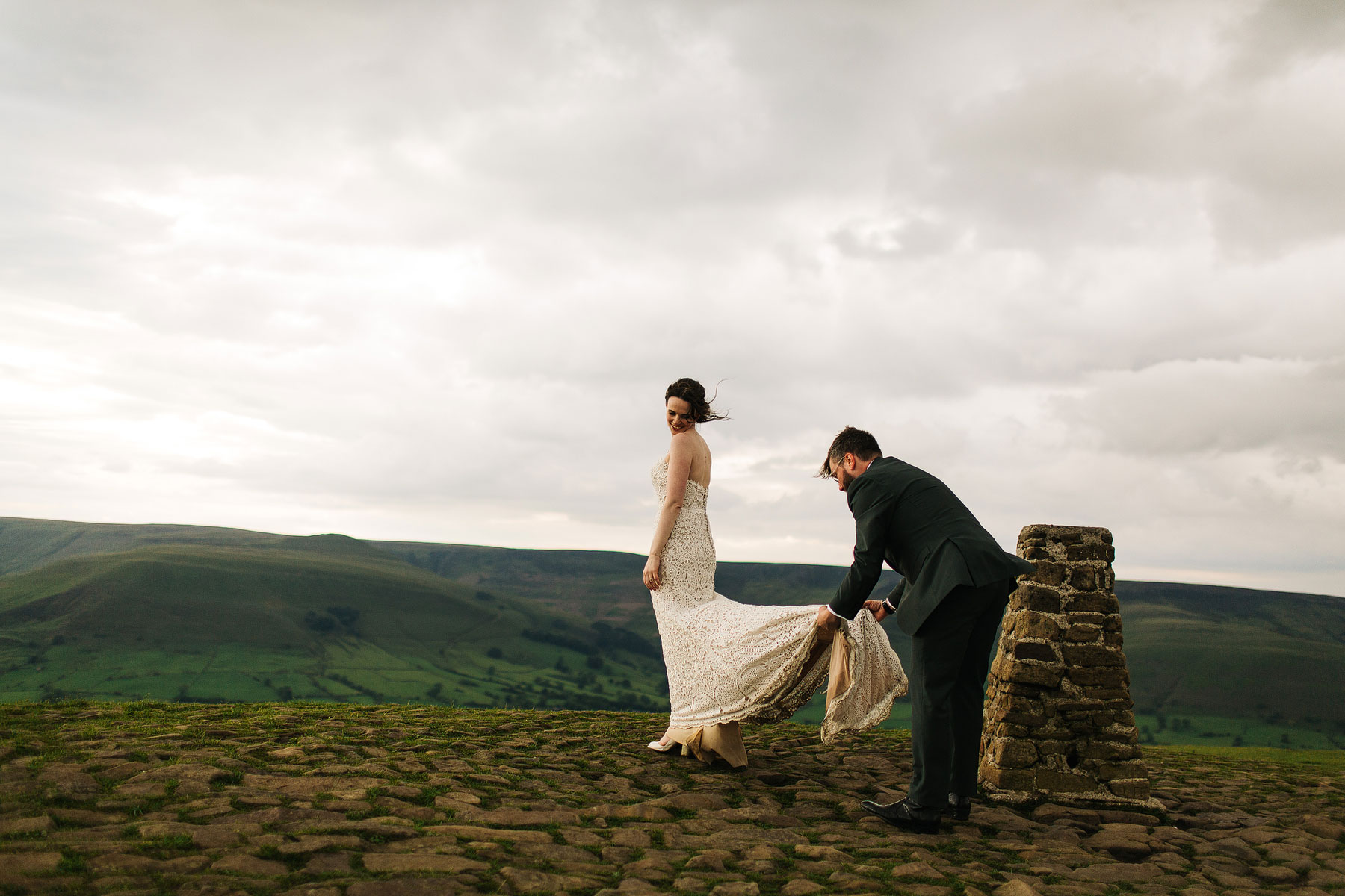 bride and groom romantic images mam tor
