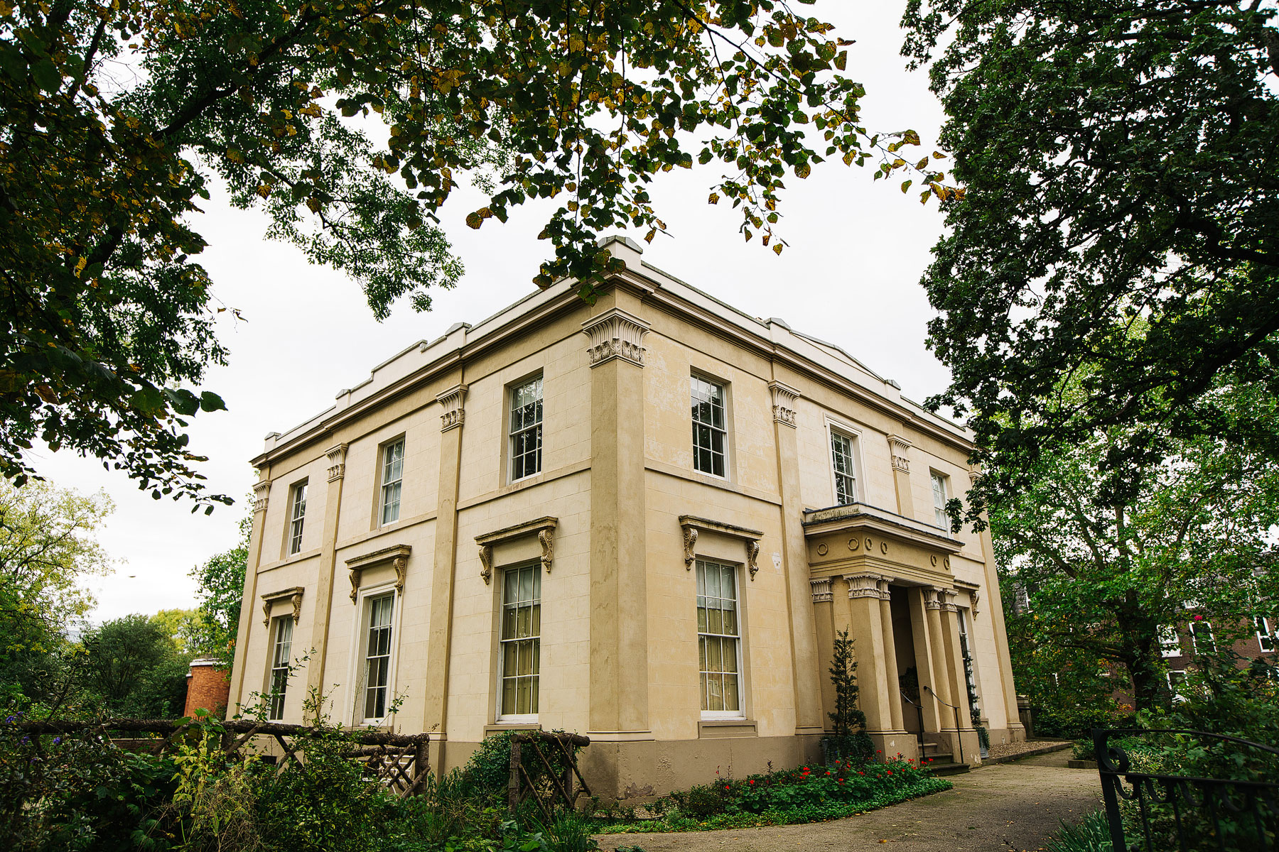 elizabeth gaskell s house in manchster