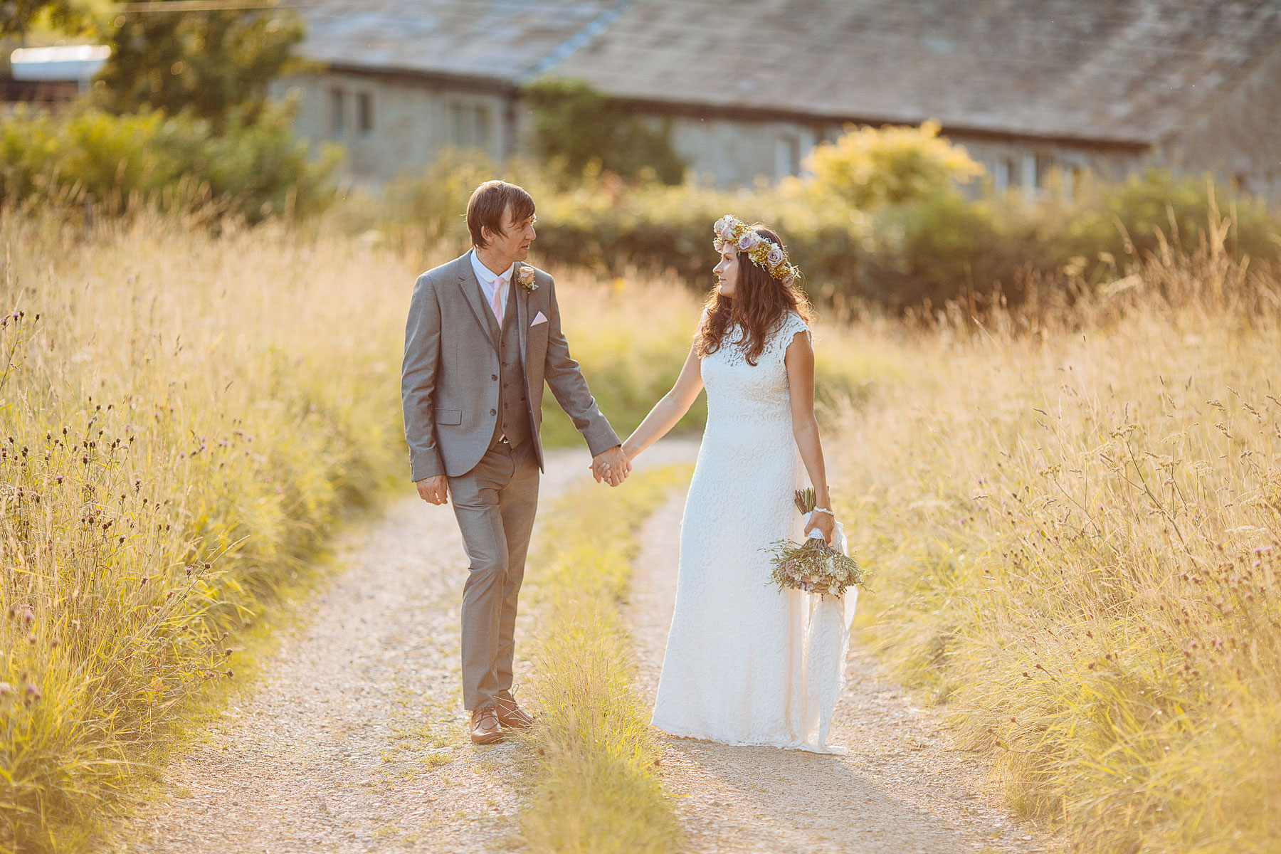 bride and groom golden hour for a yorkshire wedding