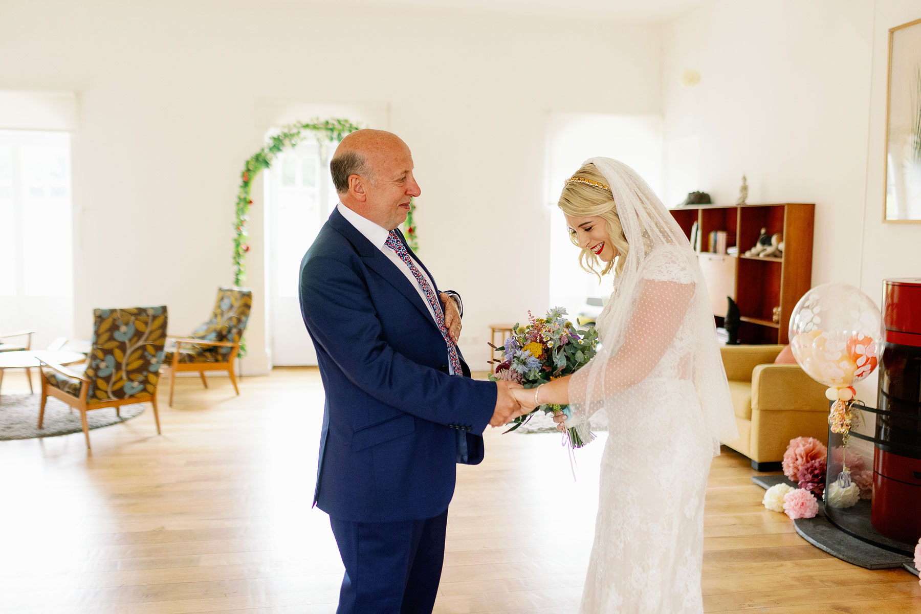 bride and dad moments