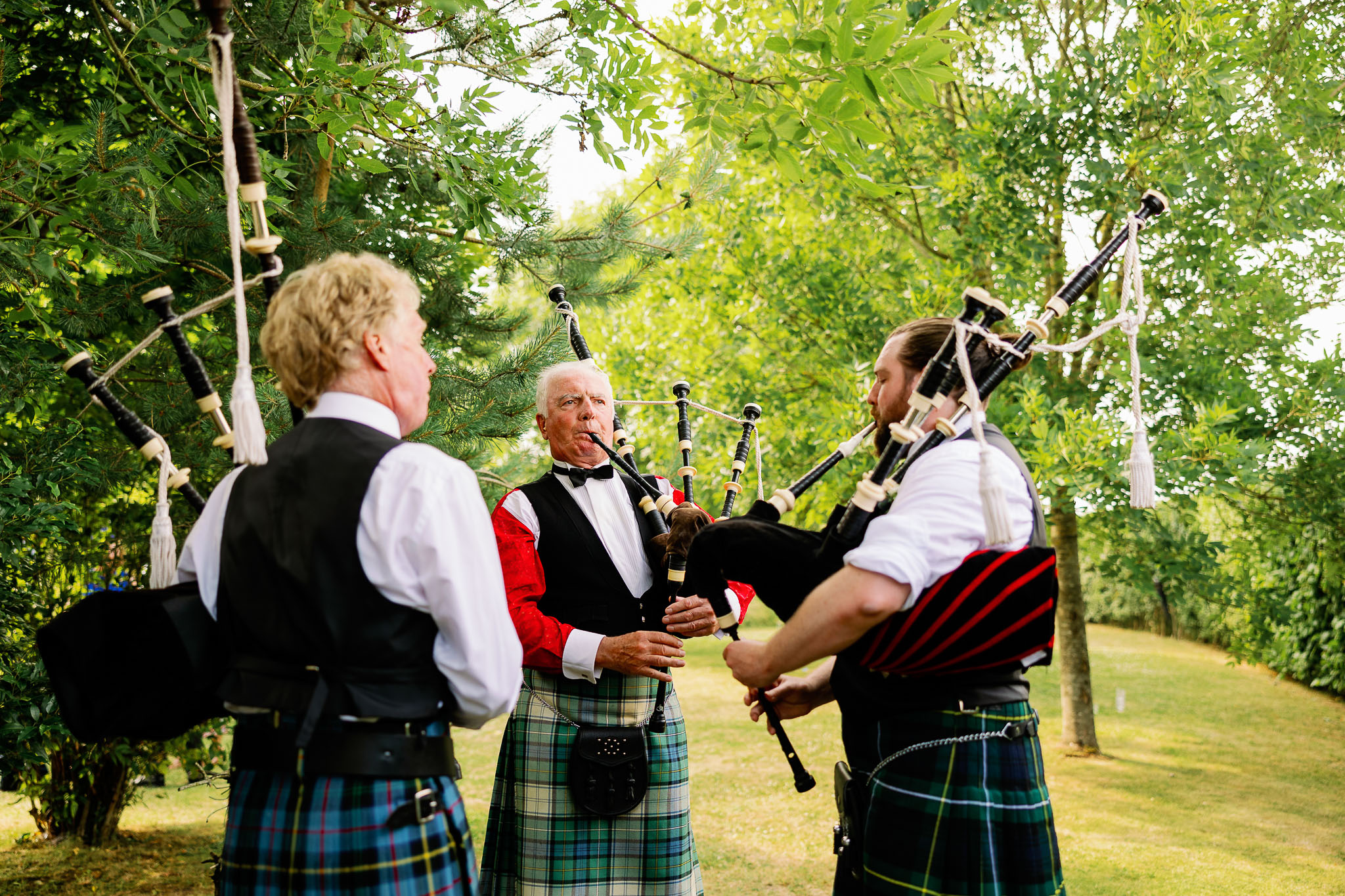 Wedding entertainment with bagpipes