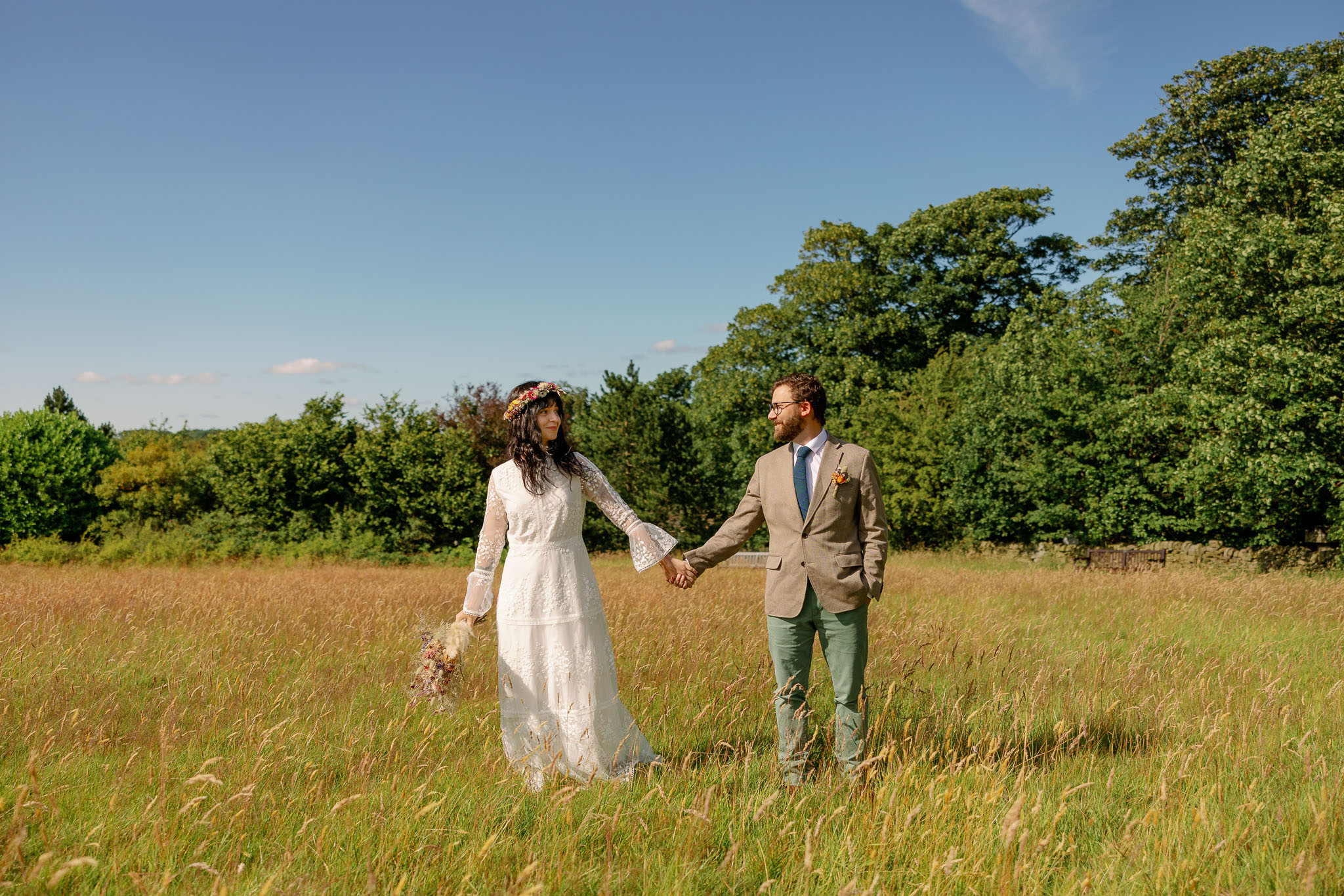 A bride and groom portrait session in Bronte Country